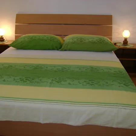 Pensjonat House Mai With Pool Poreč